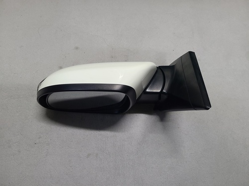 Tivoli Side Mirror-Passenger Side Electric Folding LED LAK Black Grade C (Crack, Faded) ※For Parts Only - Passenger Side (Right)