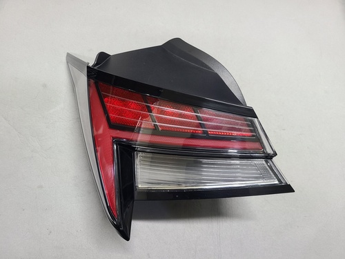 Santa Fe CM Light Headlight -Driver Side 921012B000 05-09 Grade B (Faded) - Driver Side (Left)