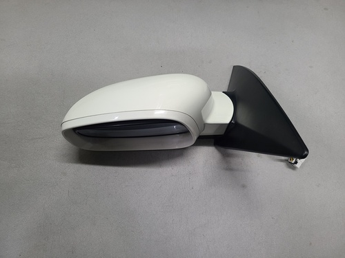 Rexton W Bumper Fog Light -Passenger Side 8320208C00 - Passenger Side (Right)