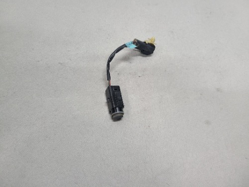 Rexton W Bumper Fog Light -Driver Side 8320108C00 Grade C (Scratch, Missing Parts) - Driver Side (Left)